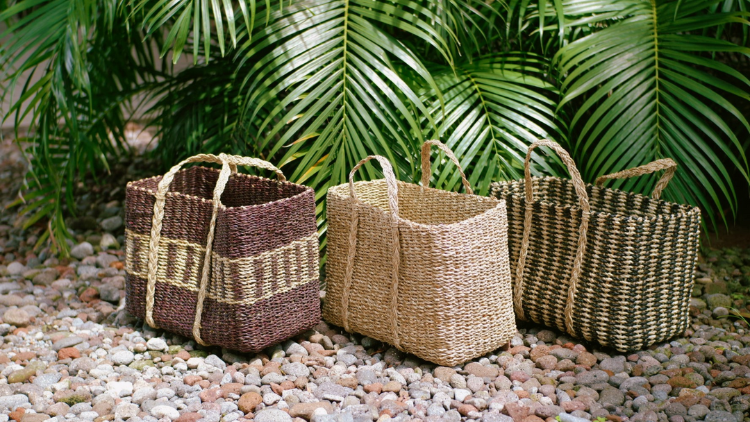 5 fashionable bags every woman should own (by material)